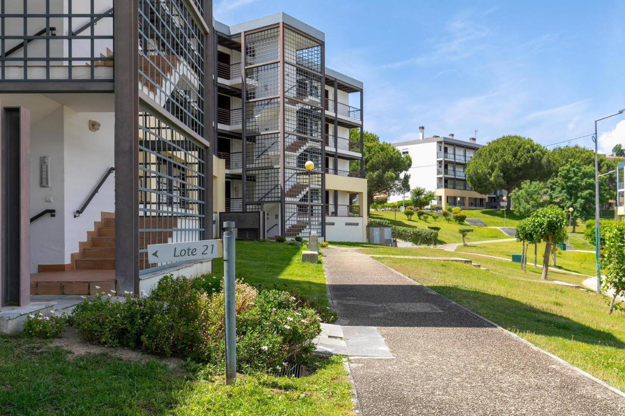 Marina Park Apartment *